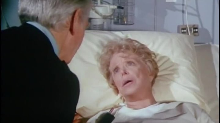 ⁣Trapper John, M D [S03E19] Candy Doctor