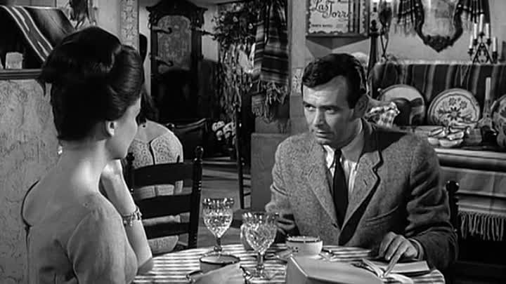 ⁣The Fugitive - [S01E14] - The Girl From Little Egypt