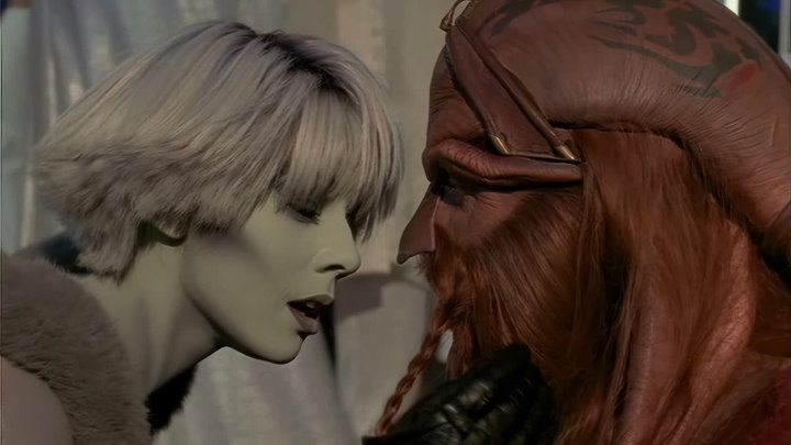 ⁣Farscape (1999) - S02E11 - Look at the Princess (1) A Kiss Is But a Kiss - 4K AI Remaster