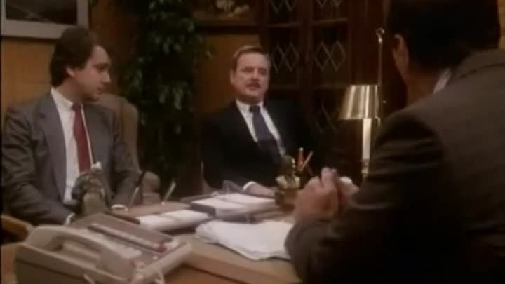 ⁣St Elsewhere S05E11 Lost Weekend