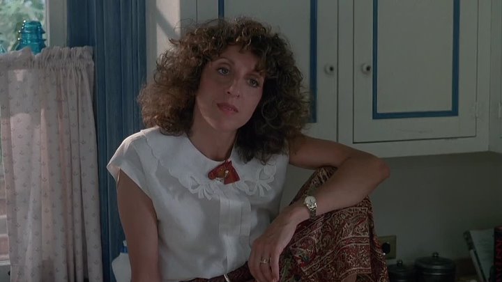 ⁣Worth Winning (1989) (720p)