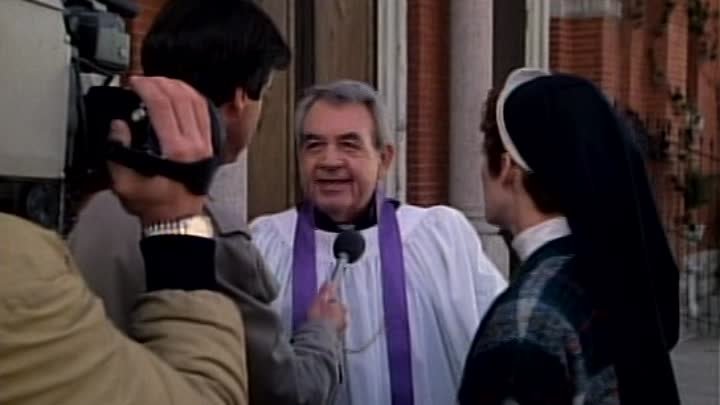 ⁣Father Dowling Mysteries - 1x01-1x02 - The Missing Body Mystery