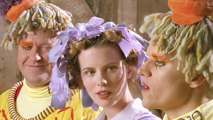 ⁣Alice Through the Looking Glass (1998) (1080p)