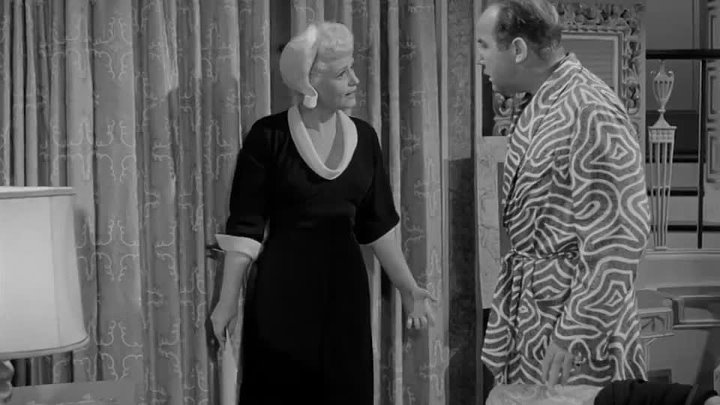 ⁣Born Yesterday (1950) [720p] - Judy Holliday