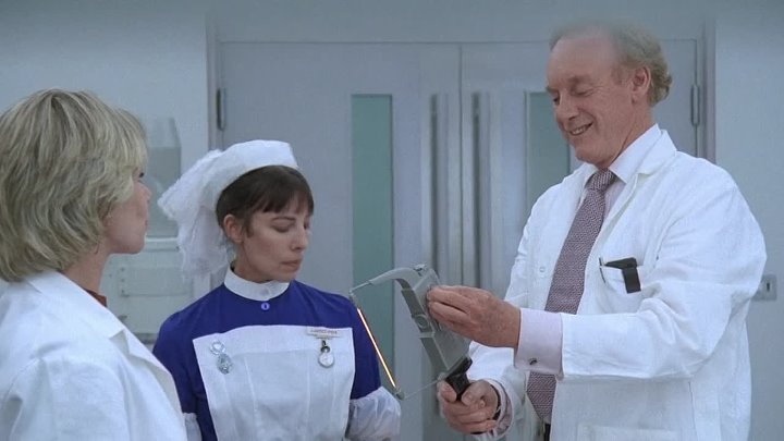 ⁣Britannia Hospital (1982) (720p)🌻 Movies