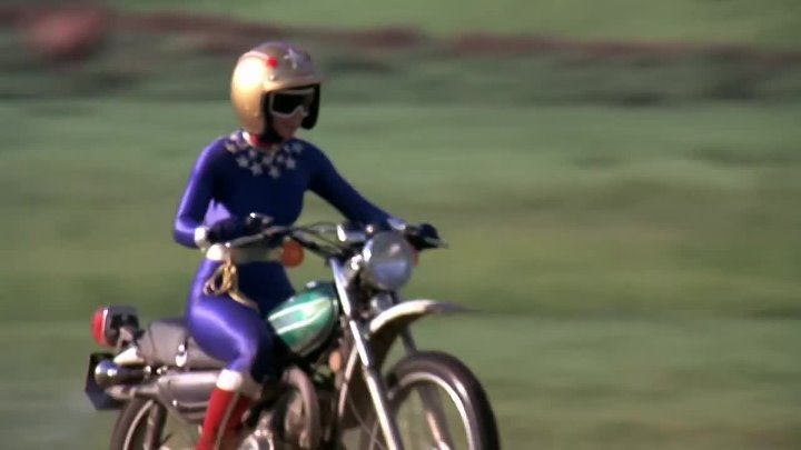 ⁣Wonder Woman [S02E22] The Murderous Missile (1979) (720p) [HEVCx265]