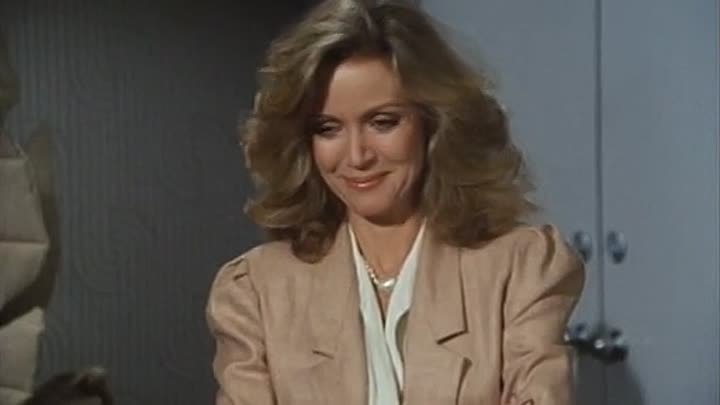 ⁣Knots Landing S2 E17 ∙ Designs