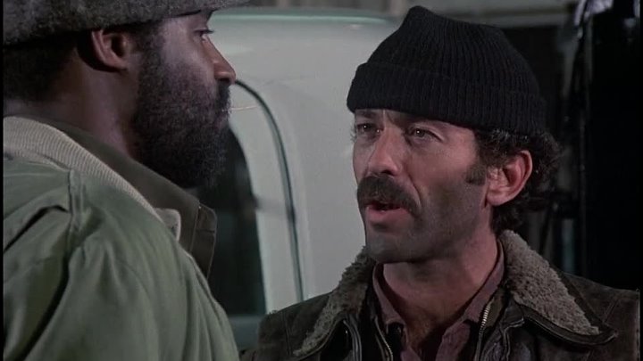 ⁣Hill Street Blues S2 E15 ∙ Some Like It Hot-Wired