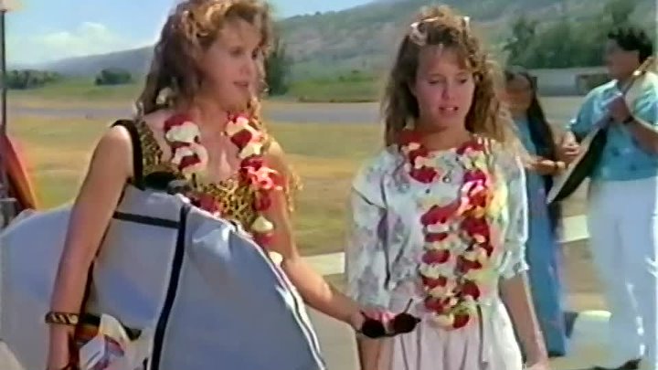 ⁣Parent Trap Hawaiian Honeymoon (1989) (720p)🌻 Animation & Family Movies