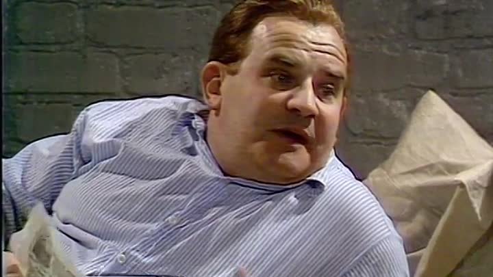 ⁣Porridge [S01E03] A Night In (1974) [DVDRip x265]