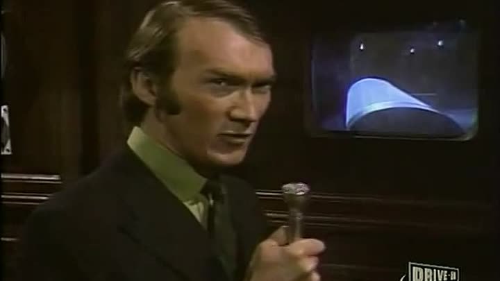 ⁣Strange Paradise - Episode 23