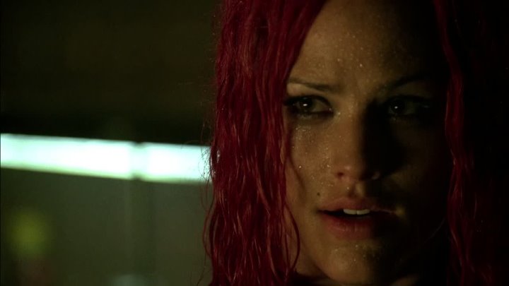 ⁣Alias (2001) - S01E01 - Truth Be Told