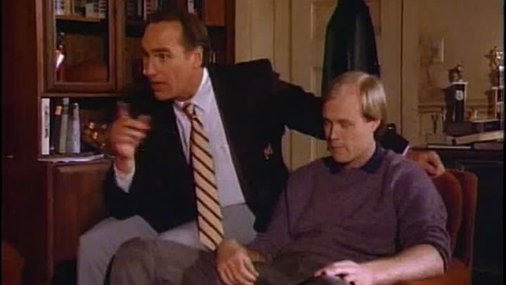 ⁣Coach S01E08 Parents' Weekend