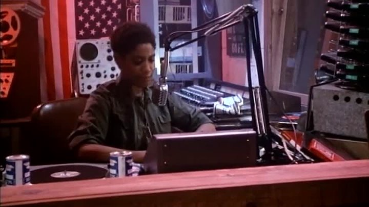 ⁣China Beach S02E05 Women in White