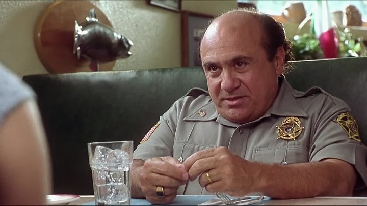 ⁣Drowning Mona (2000) (720p)🌻 Movies