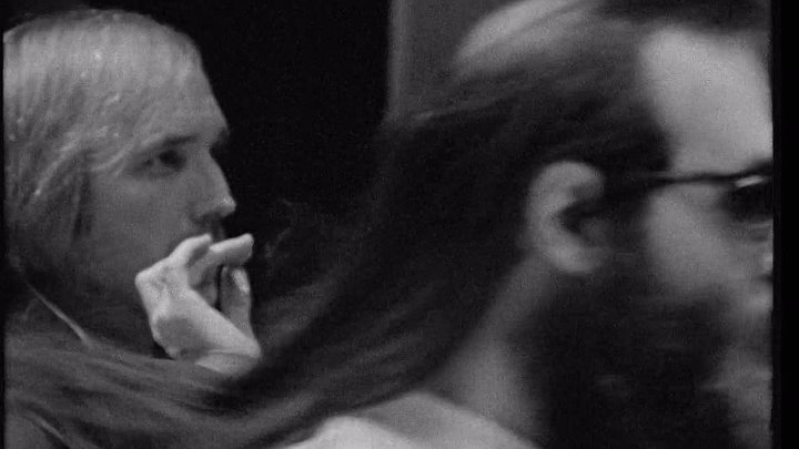 ⁣Tom Petty Somewhere You Feel Free (2021) (1080p)