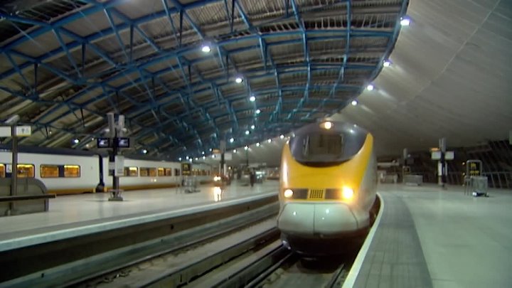 ⁣Burnside - S01E05 - Trial By Fire (1)