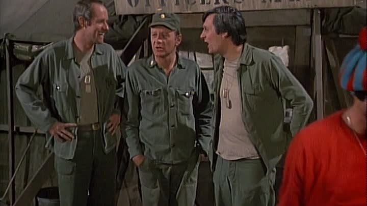 ⁣MASH S04E19 - Some 38th Parallels