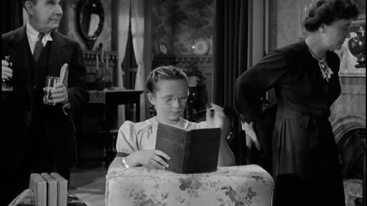 ⁣Shadow Of A Doubt (1943) (1080p)