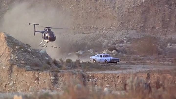 ⁣Scarecrow and Mrs King S02E20 You Only Die Twice