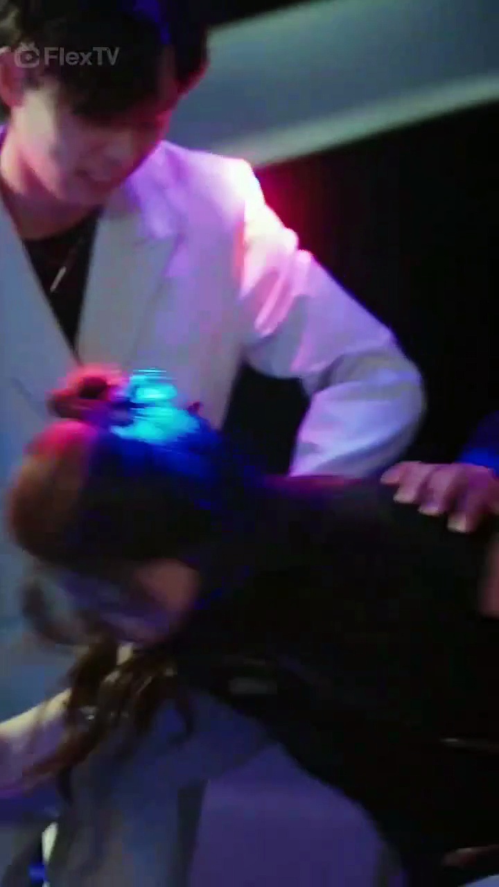 ⁣The Love My Ex Never Gave