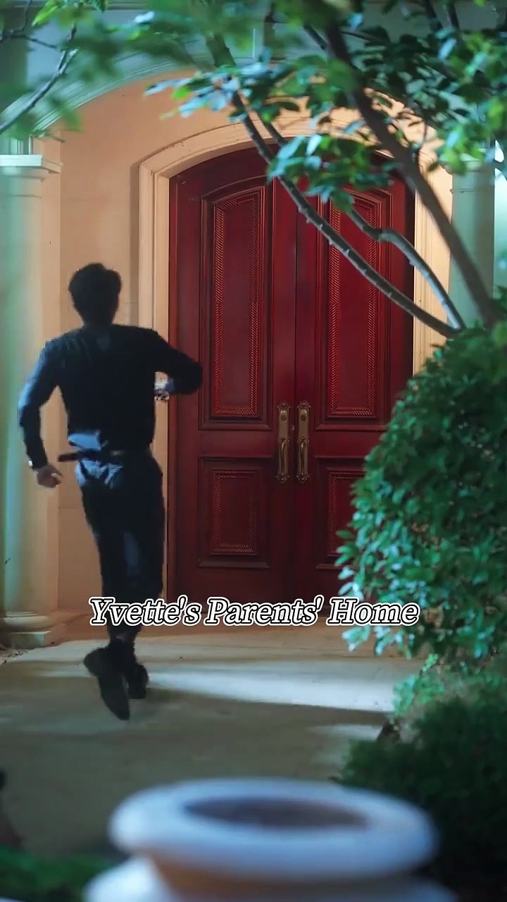 ⁣After Divorce, Spoiled by the Cold CEO #idrama