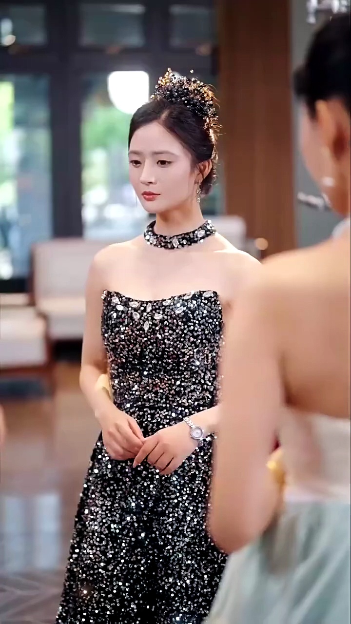 ⁣Awakening Daughter is Beautiful and Cool