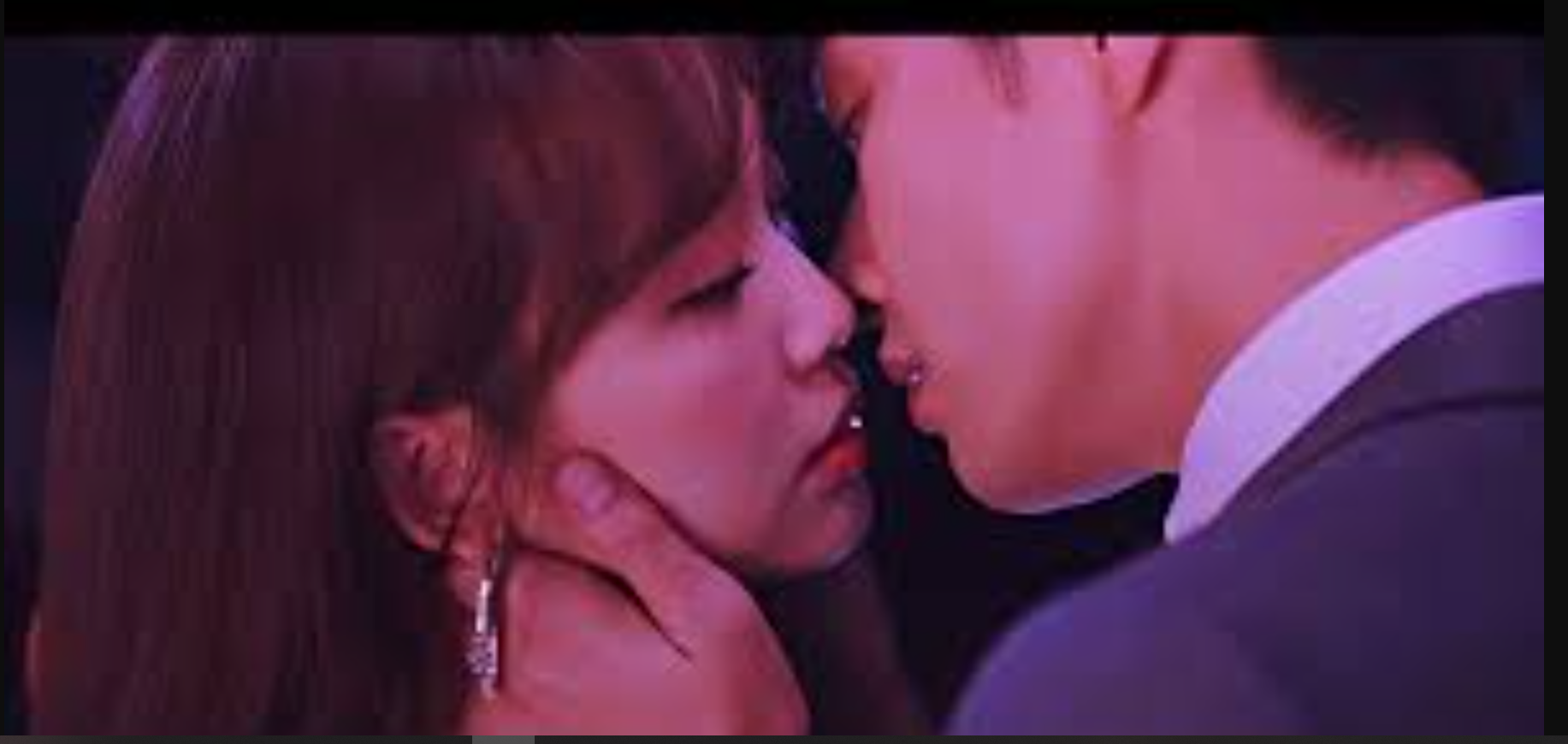 ⁣My Secretary Who Once Was My Wife (Vigloo) 1