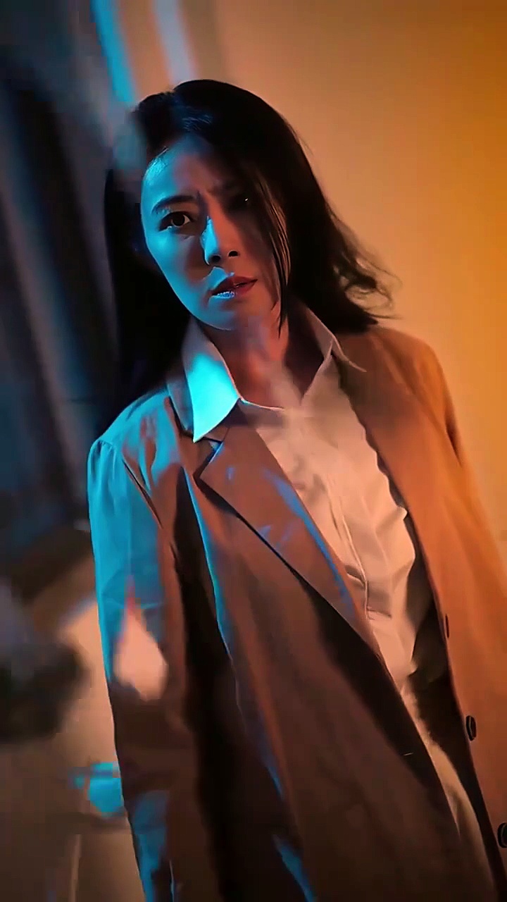 When Law Fails, She R!ses