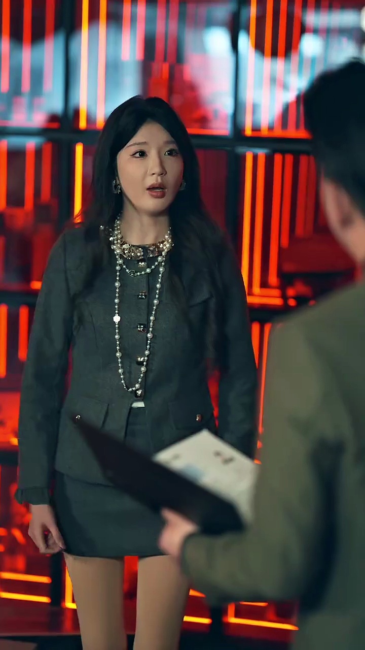 ⁣He Slept with a Mermaid stardusttv