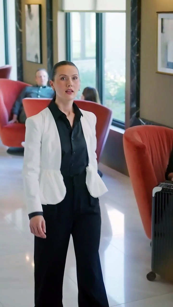 ⁣Love and Open Marriage shortical