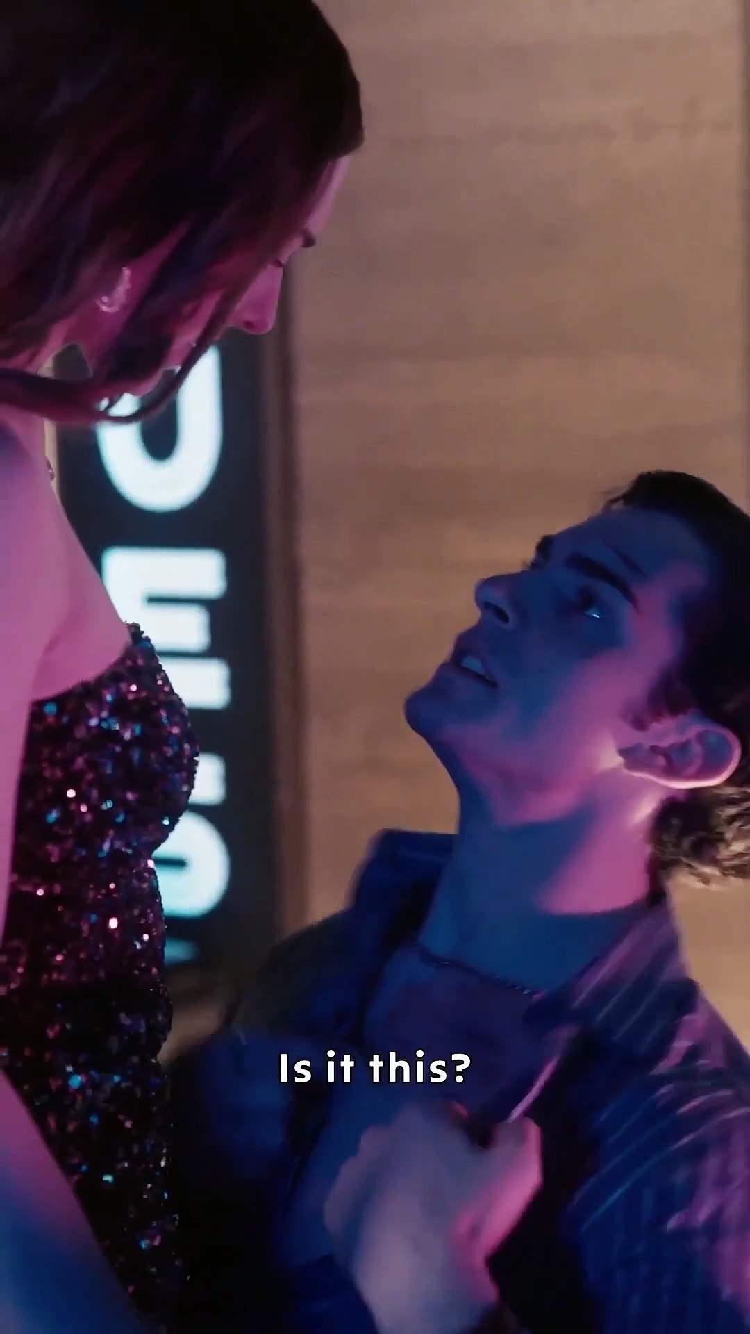 ⁣The Heroine Started A Love Affair, With A Beautiful Face And Countless Wealth