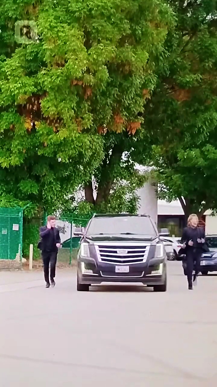 ⁣Never Cross The Line With The Billionaire 1