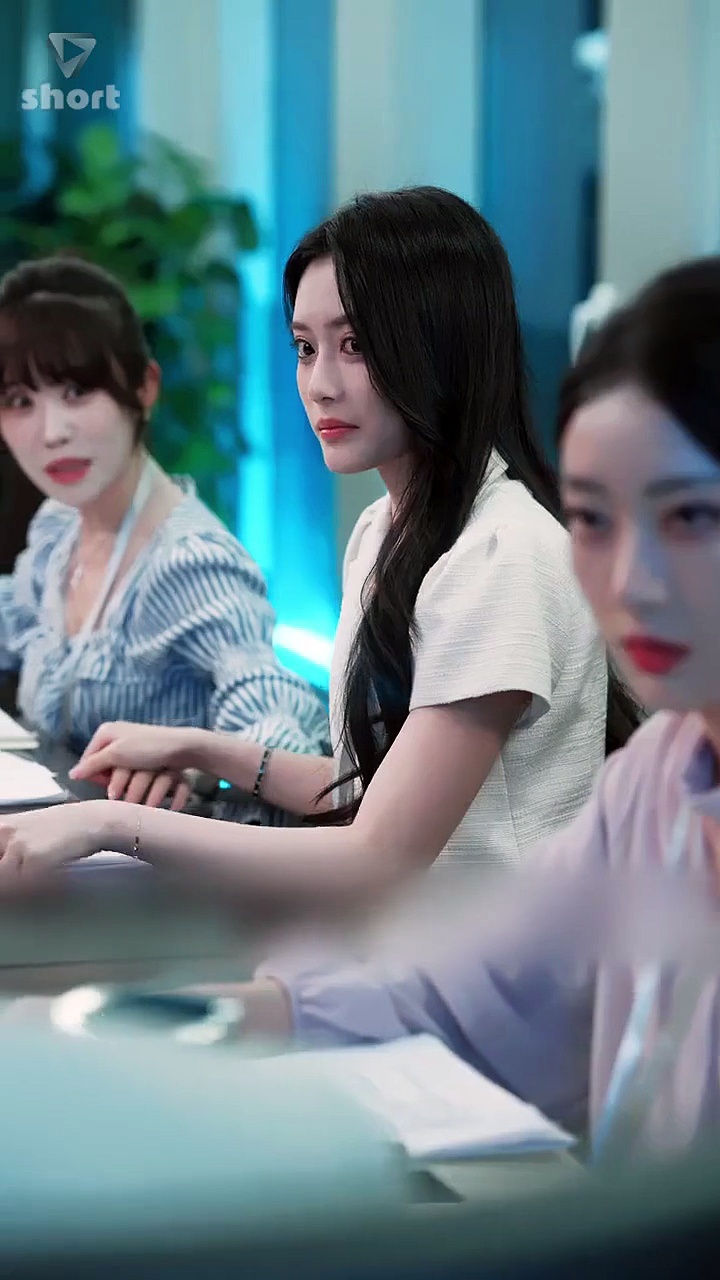 ⁣Four Years of Regret shortmintz