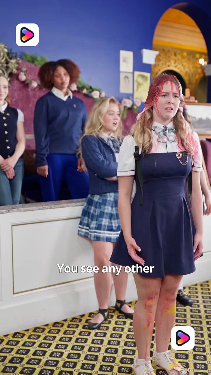 ⁣The Christmas Swap shortmintz