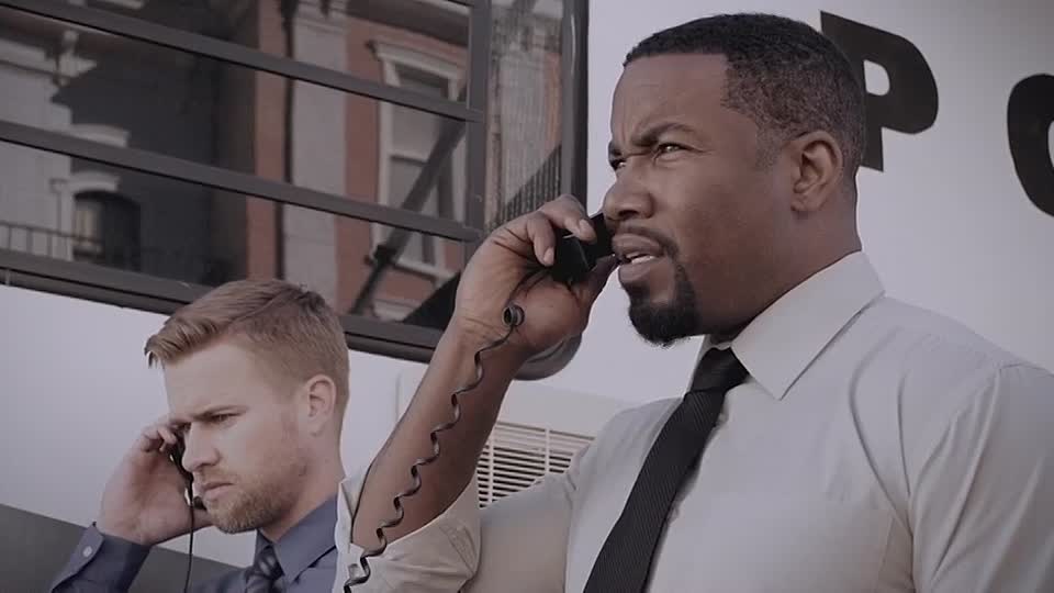 ⁣Cops And Robbers 2017 1080p WEBRip x264 AAC