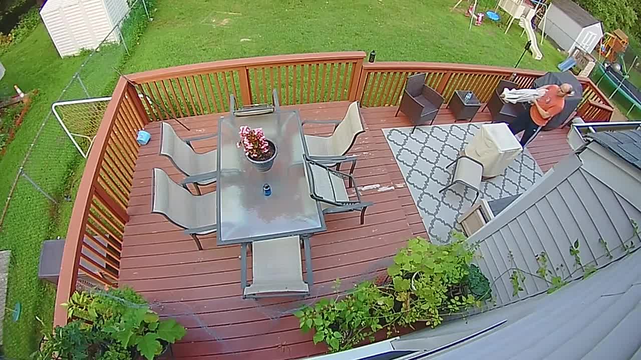 Neighborhood Watch US S01E01