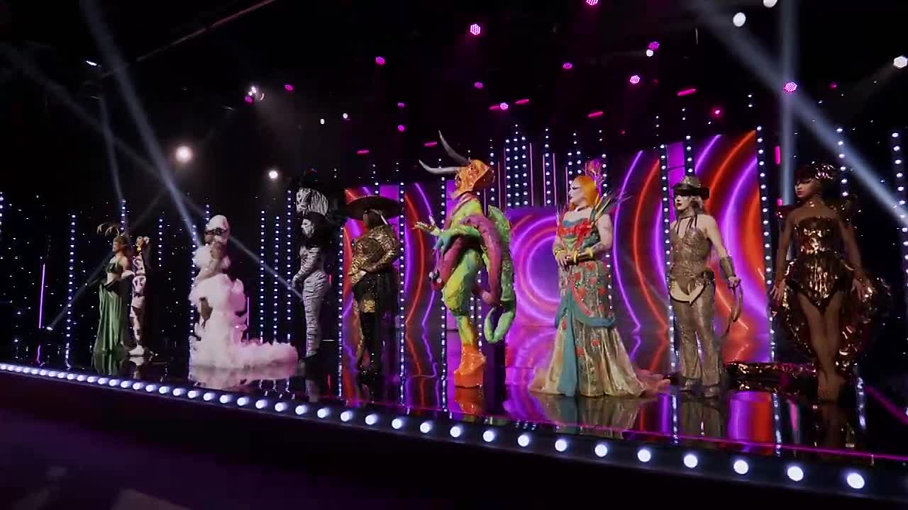 ⁣RuPauls Drag Race S18E03 RDR Live Returns