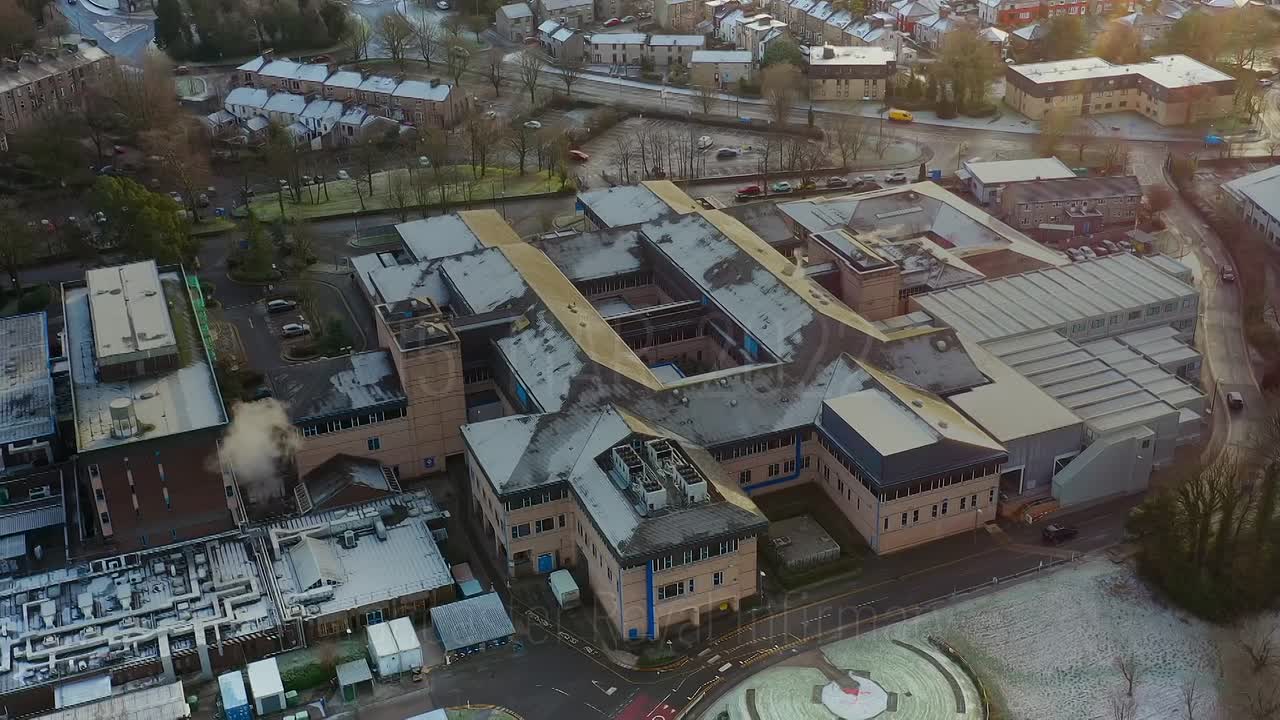 killer in the house s01e01 1080p web h264-cbfm