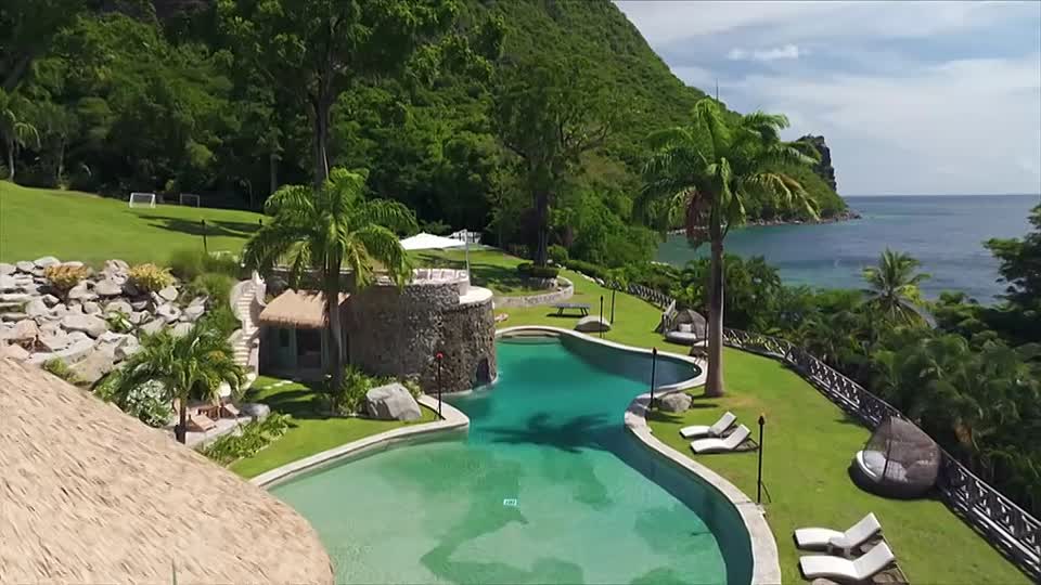 Inside-the-Worlds-Most-Luxurious -S02E03-Escapes-18-Jan-2026-576p