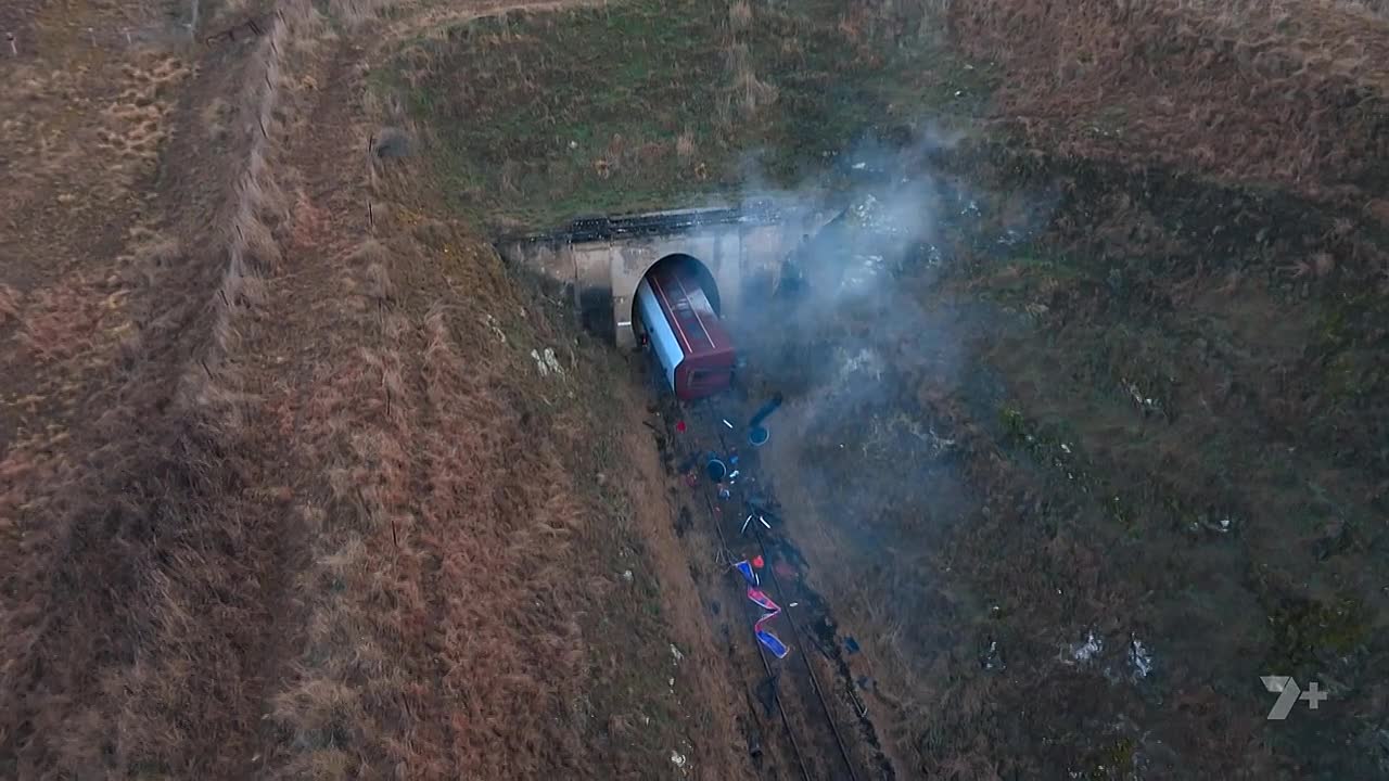 Home And Away S39E001 720p WEB-DL