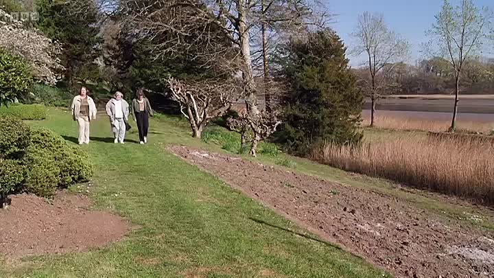 Escape to the Country S26E23-Pembrokeshire WEB-DL