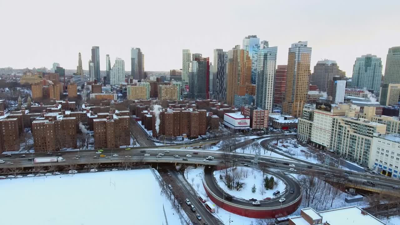 Christmas Unwrapped 2020 1080p WEBRip x264 AAC-