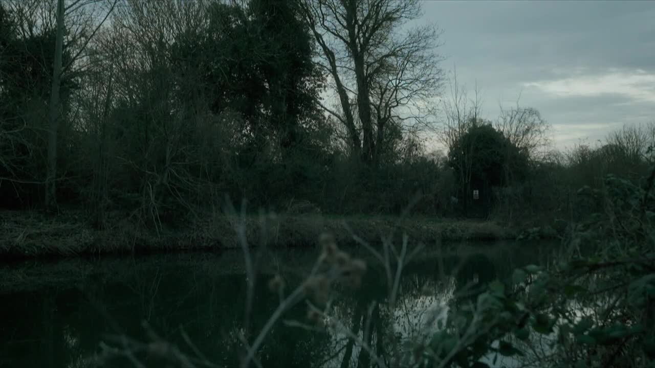 Body In The Water S01E07