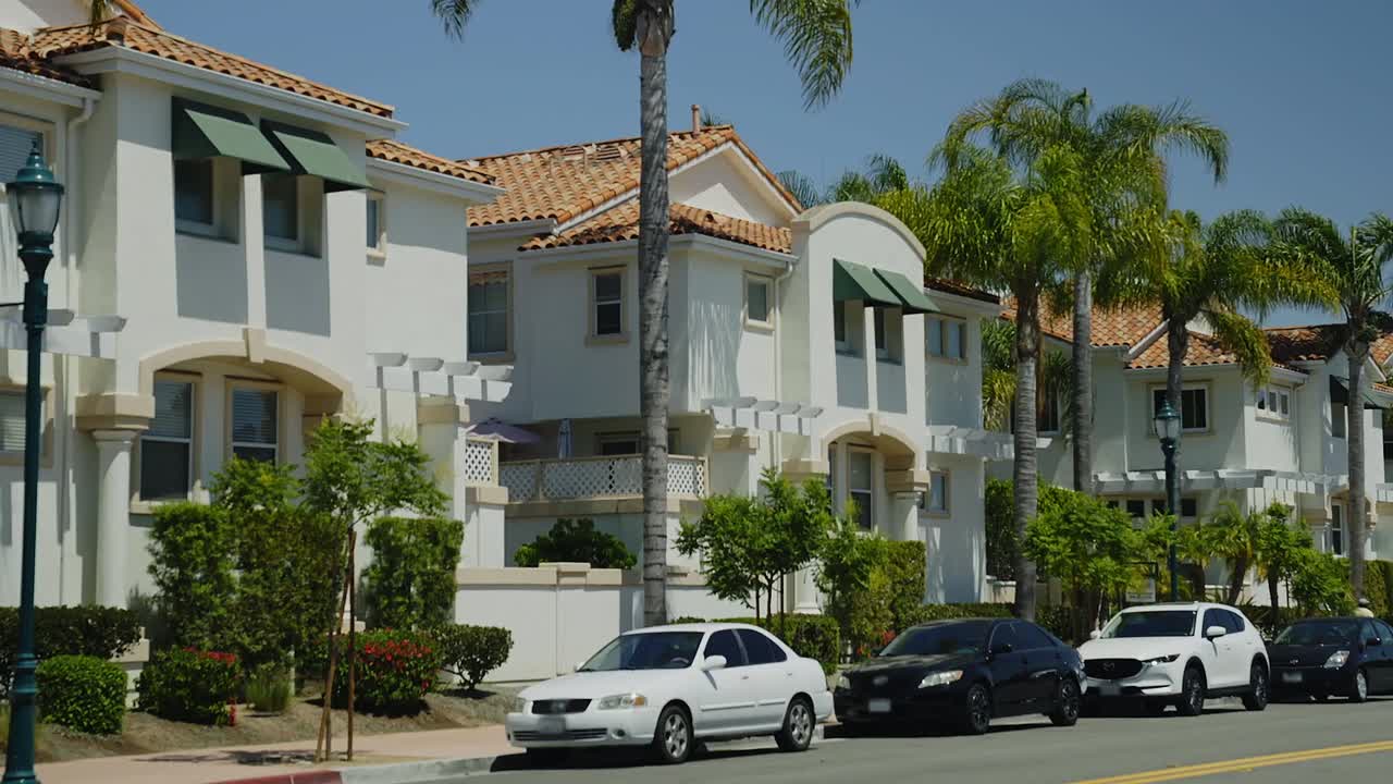 ⁣Celebrity-IOU-S11E05-HDTV-X264-NGP