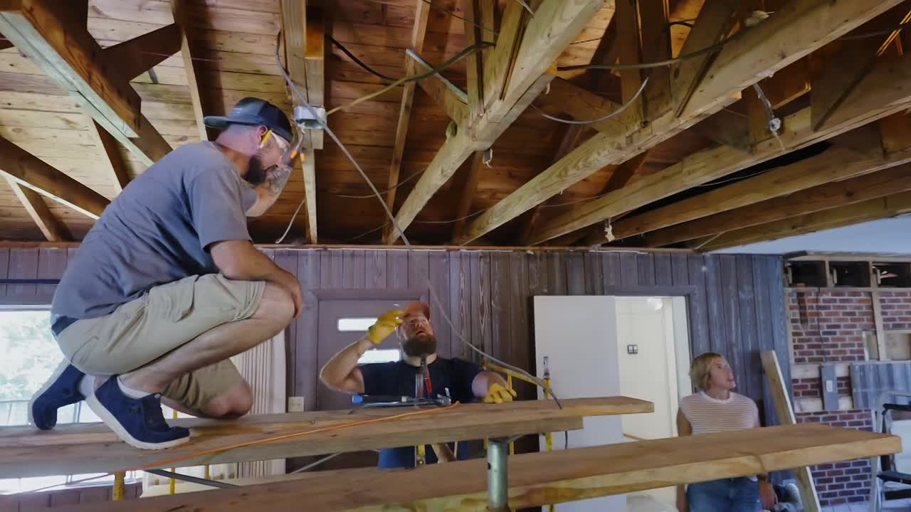 Home Town S10E04-HDTV-X264-NGP mp4 - DoodStream