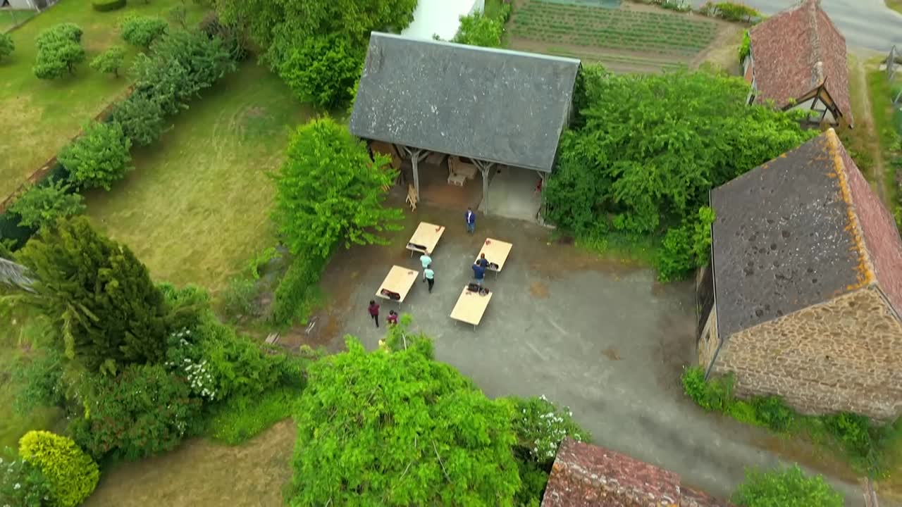 Chateau DIY Win the Dream S01E02 1080p WEB-DL