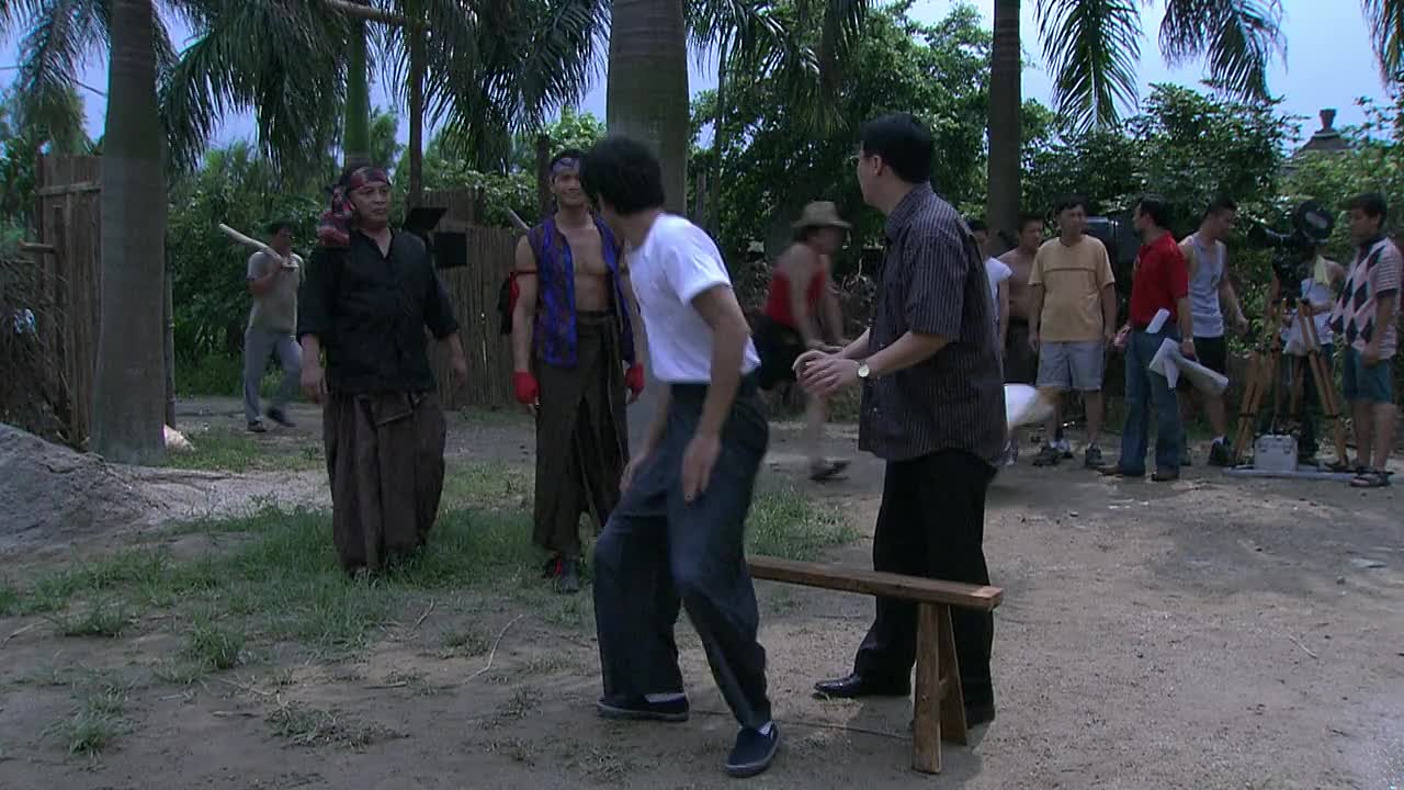 ⁣The Legend of Bruce Lee 2008 CHINESE HC ENG SUBS S01E44 720p HDRip x264 AAC-456movie net