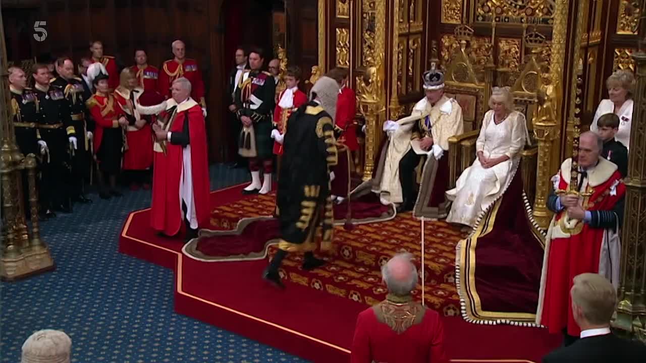 Secrets of the Royal Traditions S02E02