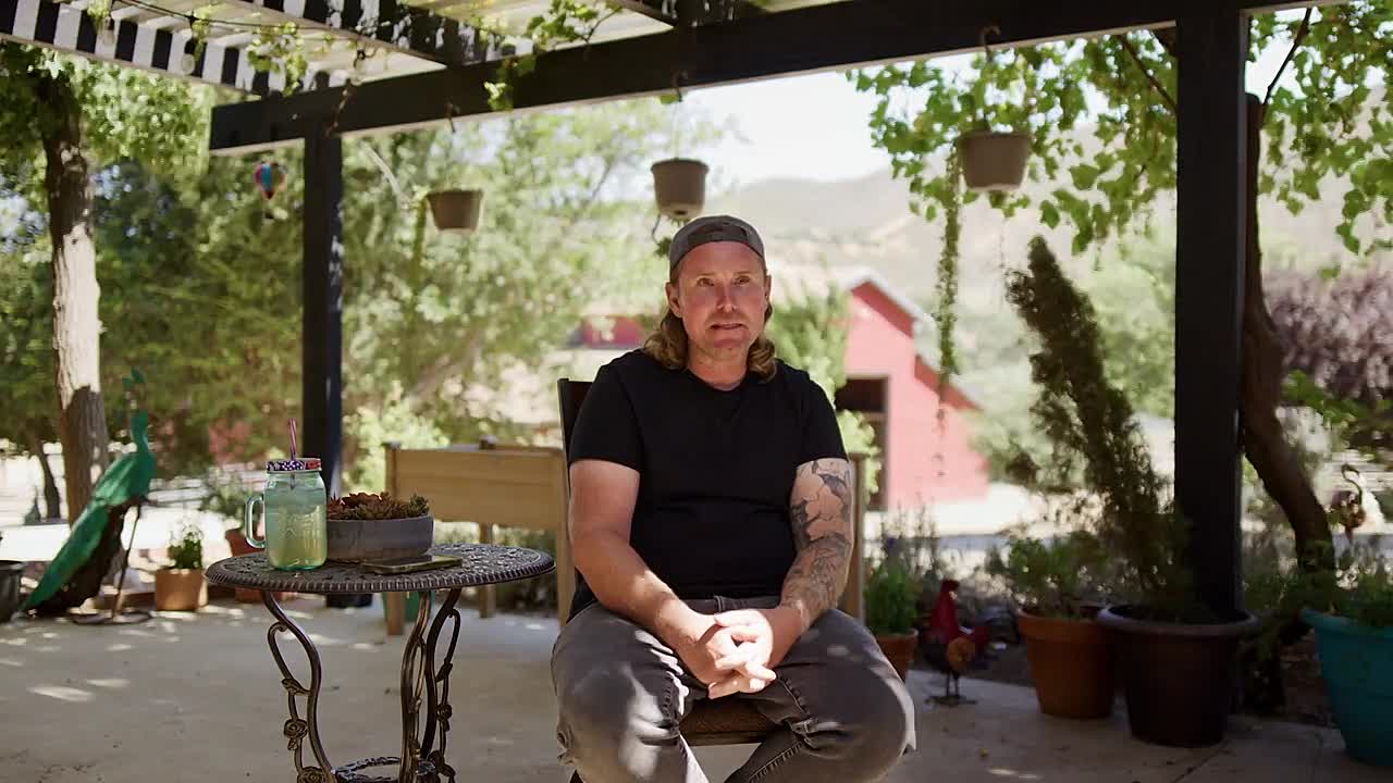 ⁣The Curious Case Of S02E04 -The Skincare Queen and The Hitman (Part 2)